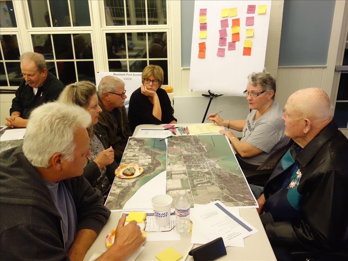 residents discuss Port Austin's future